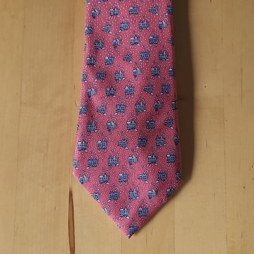 CVineyard Vines Boy's Double Chairlift Ski Tie 100% Silk